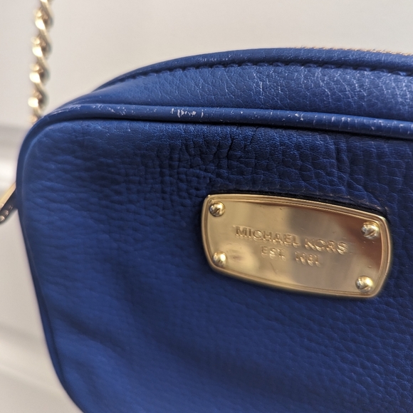 Michael Kors Mini Crossbody Purse - Picture 6 of 13